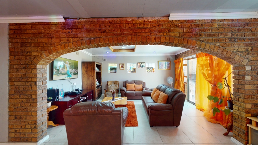 3 Bedroom Property for Sale in Croydon Western Cape